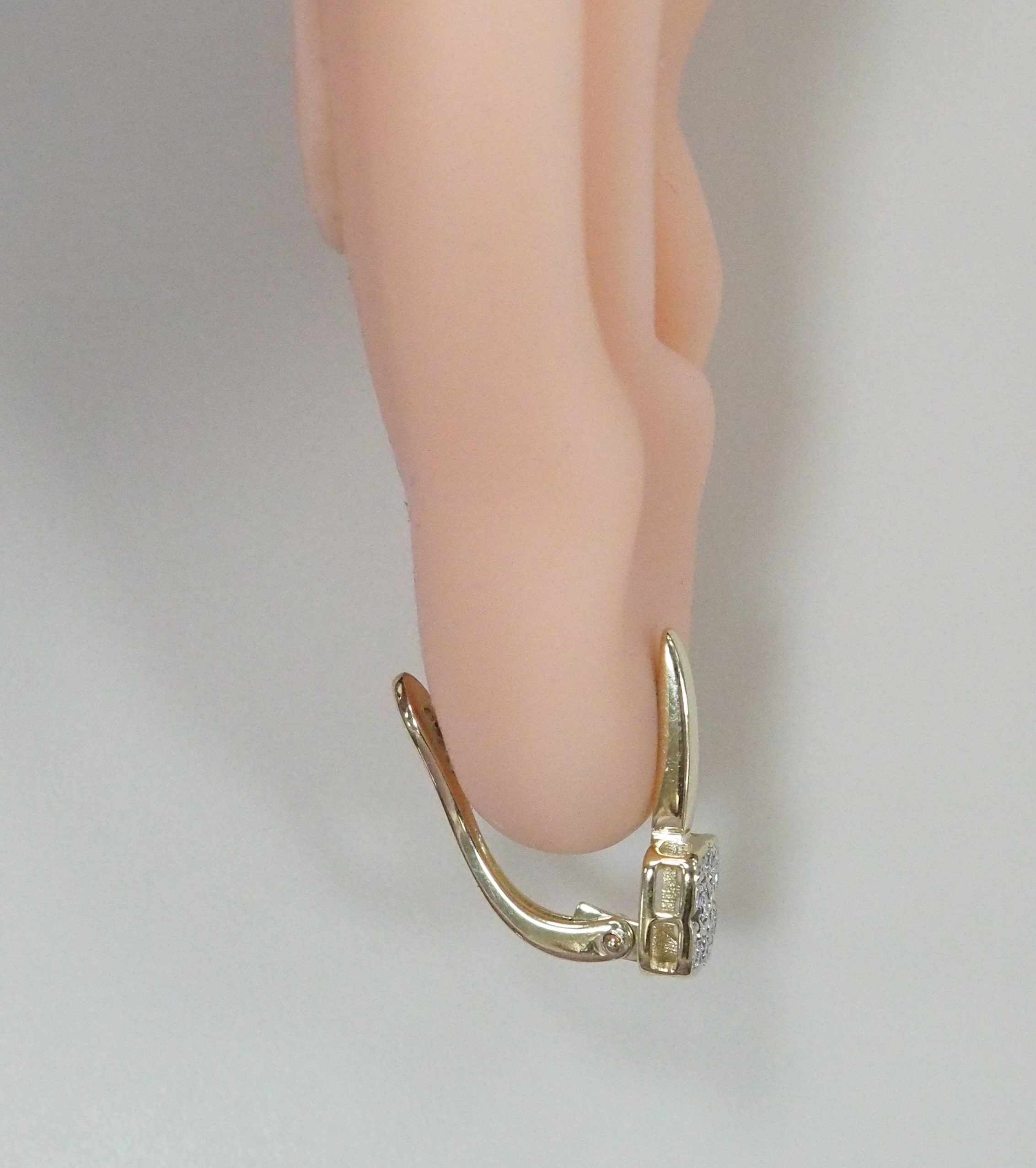 10511-001043 Серьги (Au 585)